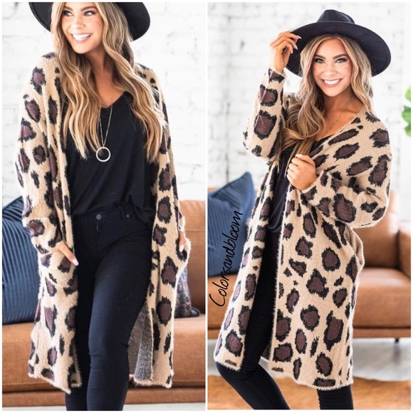 FERRIA Leopard Fuzzy Cardigan - Picture 4 of 6